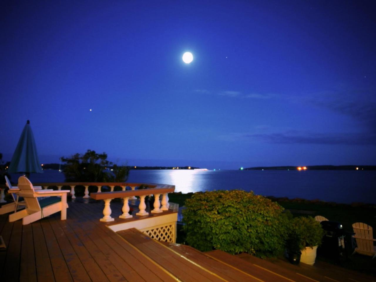1 West Inn Waterfront Charlottetown Exterior photo